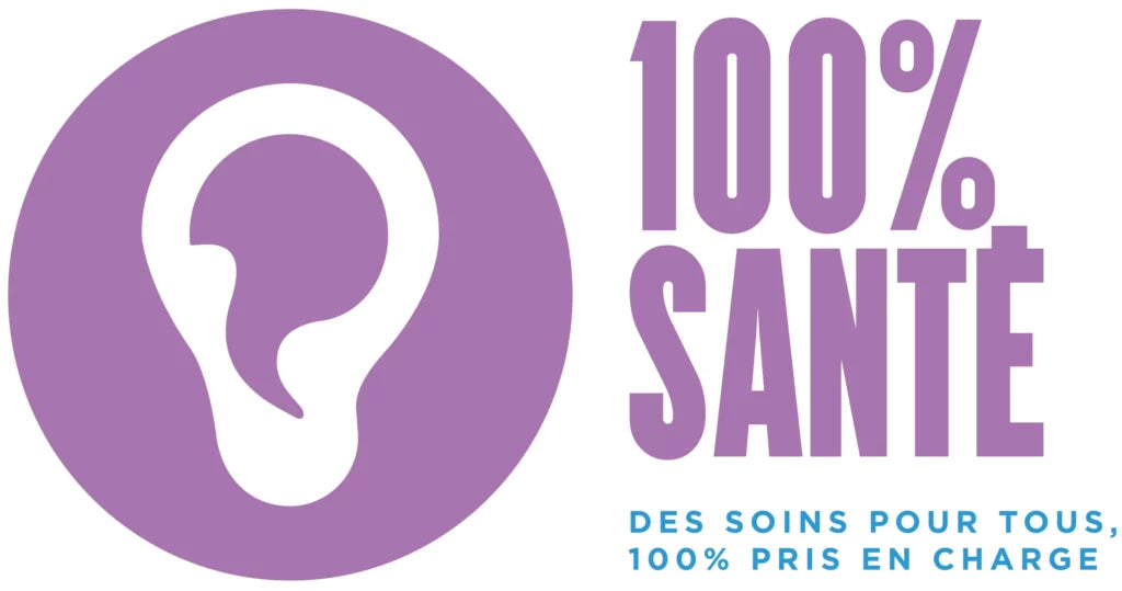 Audioprothésiste présentant une aide auditive classe I à un patient senior - remboursement 100% Santé cabinet Kesako Paris 15